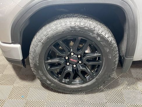 Used 2025 GMC Sierra 1500 Elevation w/ Preferred Package AWD/4WD image 25