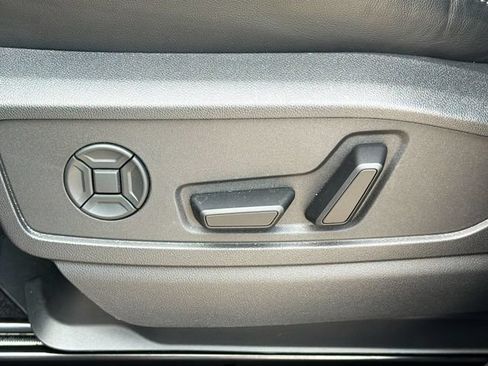 Used 2025 Audi Q5 Prestige AWD/4WD image 24