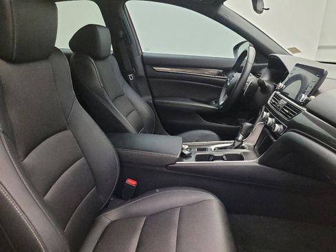 Used 2019 Honda Accord Sport image 21