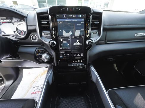 Used 2023 RAM 1500 Laramie AWD/4WD image 30