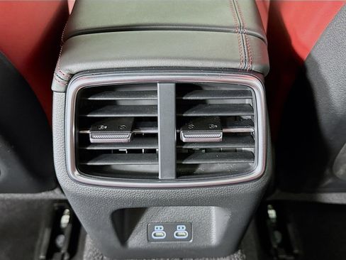 Certified 2025 Genesis G70 3.3T Advanced w/ Sport Prestige Package image 27