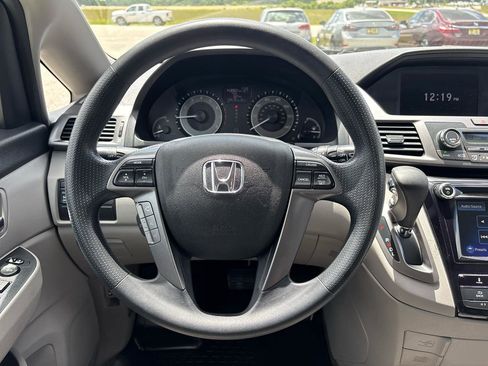 Used 2014 Honda Odyssey EX image 13