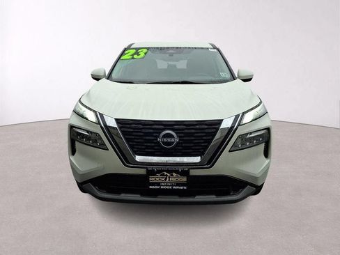 Used 2023 Nissan Rogue SV AWD/4WD image 2