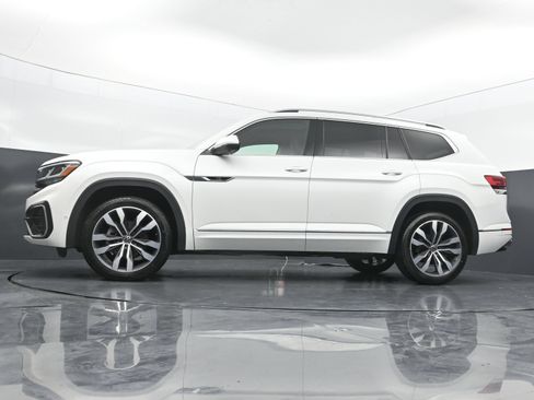 Used 2022 Volkswagen Atlas SEL Premium AWD/4WD image 36