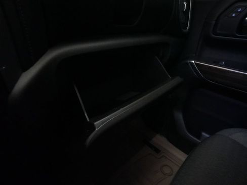 Used 2022 Chevrolet Silverado 1500 LT AWD/4WD image 28