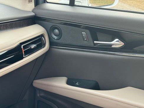 Used 2021 Lincoln Nautilus Reserve w/ Equipment Group 201A image 40