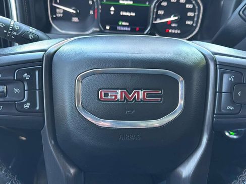 Used 2021 GMC Sierra 1500 AT4 w/ AT4 Value Package AWD/4WD image 13