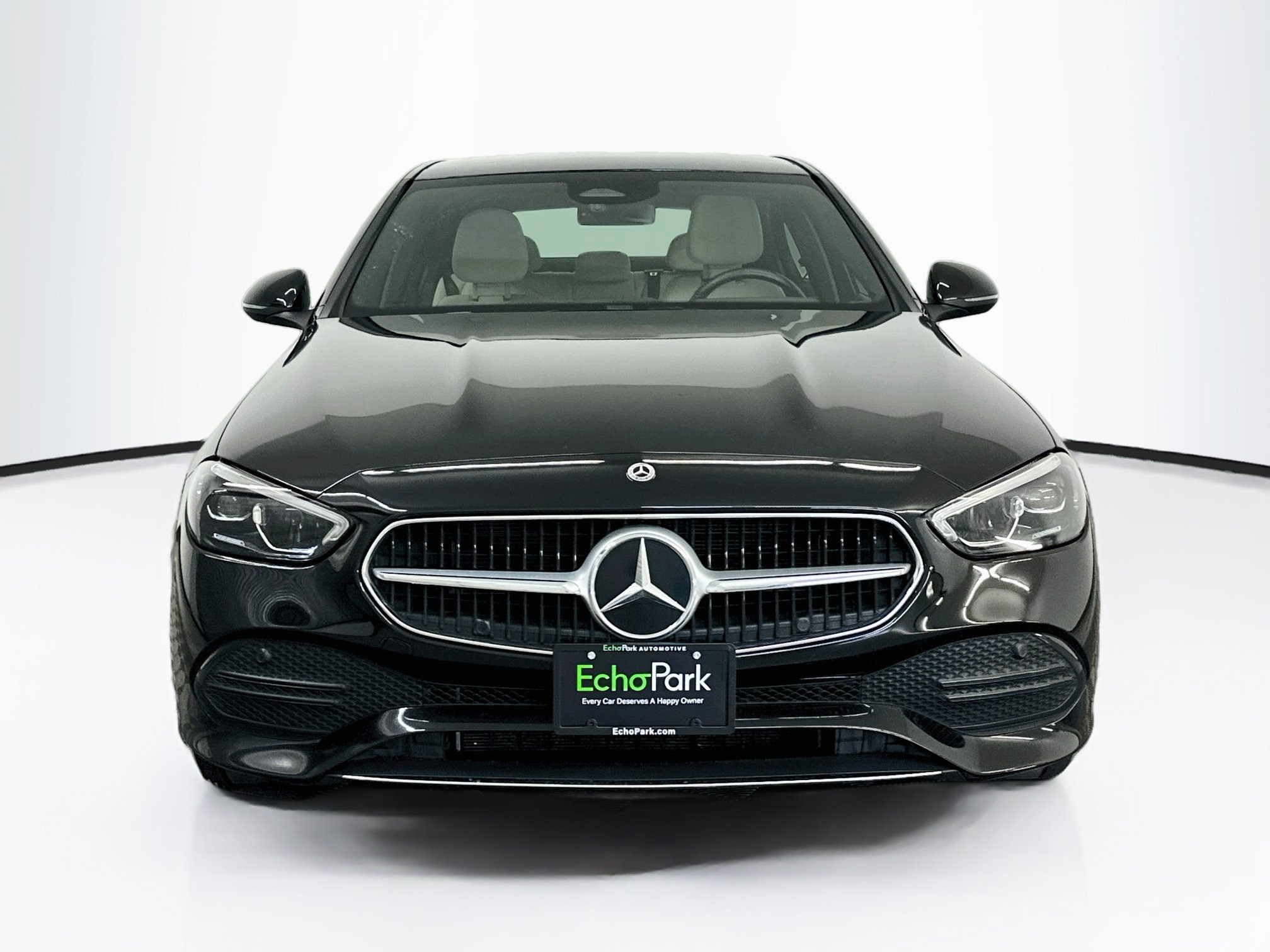 Used 2023 Mercedes-Benz C 300 4MATIC Sedan image 2