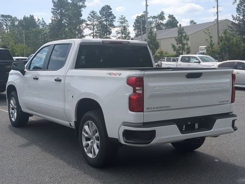 New 2025 Chevrolet Silverado 1500 Custom image 8