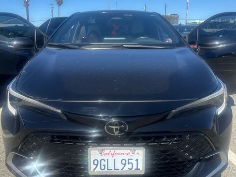 Used 2023 Toyota Corolla XSE FWD image 3