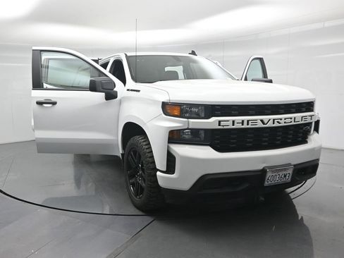 Used 2022 Chevrolet Silverado 1500 Custom w/ LPO, Blackout Package AWD/4WD image 25