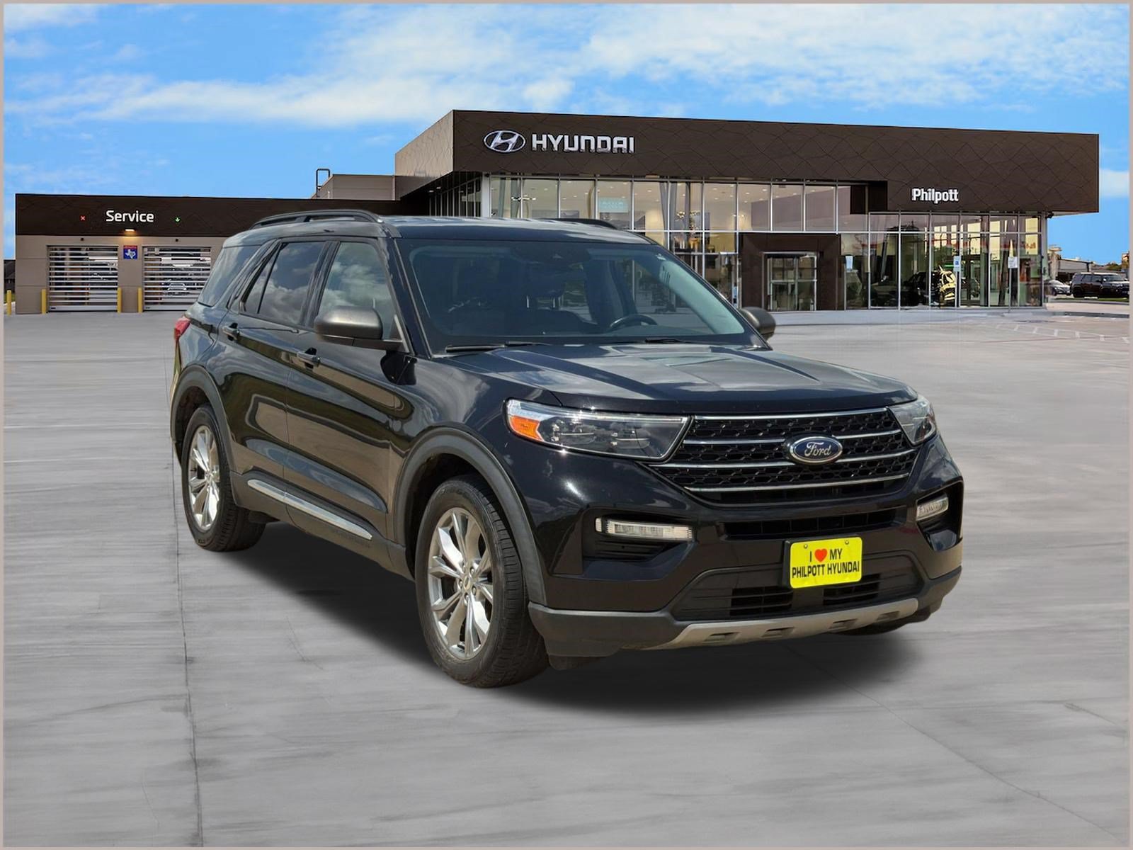 Used 2021 Ford Explorer XLT w/ Equipment Group 202A RWD image 7