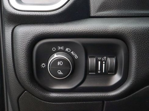 Used 2025 RAM 1500 Big Horn image 16