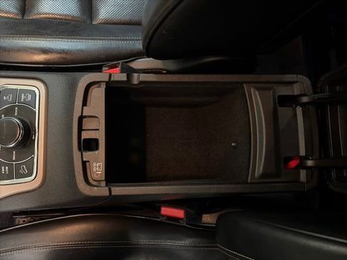 Used 2016 Jeep Grand Cherokee Overland image 21