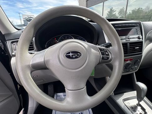 Used 2012 Subaru Forester 2.5X w/ Alloy Wheel Pkg AWD/4WD image 15