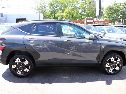Used 2025 Hyundai Kona SEL AWD/4WD image 6