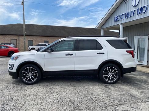Used 2017 Ford Explorer Sport image 4