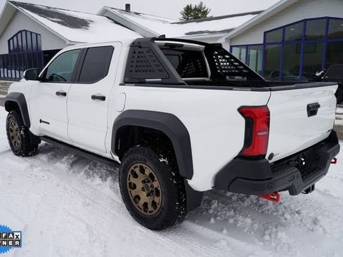 Used 2024 Toyota Tacoma 4x4 Double Cab Hybrid image 5