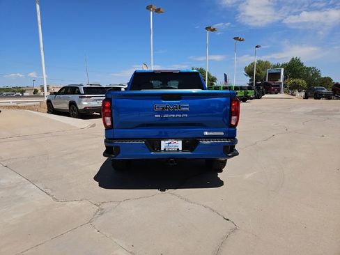 Used 2023 GMC Sierra 1500 Elevation RWD image 3