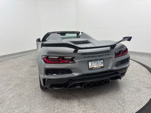 Used 2024 Chevrolet Corvette Z06 w/ Stealth Interior Trim Package image 11