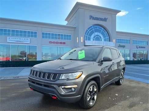 Used 2017 Jeep Compass Trailhawk w/ Navigation Group image 1