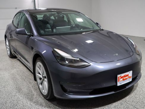 Used 2022 Tesla Model 3 Long Range image 5