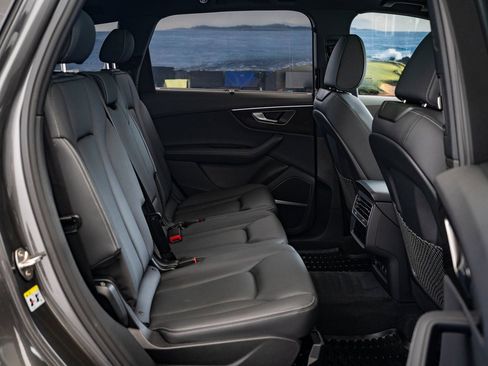 Certified 2025 Audi Q7 2.0T Premium Plus w/ Premium Plus Package image 33