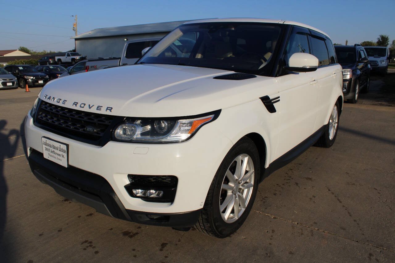 Used 2017 Land Rover Range Rover Sport SE AWD/4WD image 2