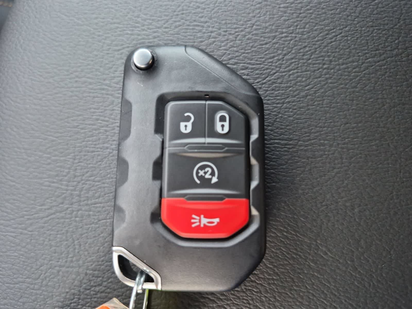 New 2026 Jeep Wrangler Unlimited Sahara AWD/4WD image 33