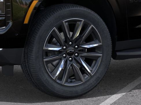 New 2026 Chevrolet Suburban LS w/ LS Custom Edition AWD/4WD image 11