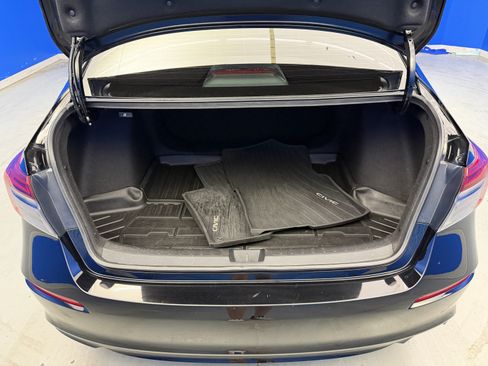 Used 2023 Honda Civic Sport image 25