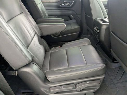 Used 2022 Chevrolet Tahoe LT w/ Luxury Package image 32