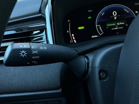 Used 2025 Toyota Camry LE image 34