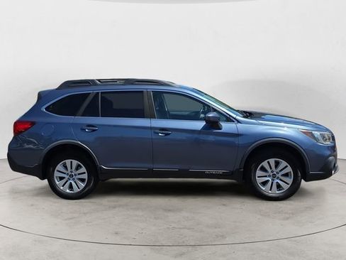Used 2018 Subaru Outback 2.5i Premium w/ Protection Package #1 AWD/4WD image 6