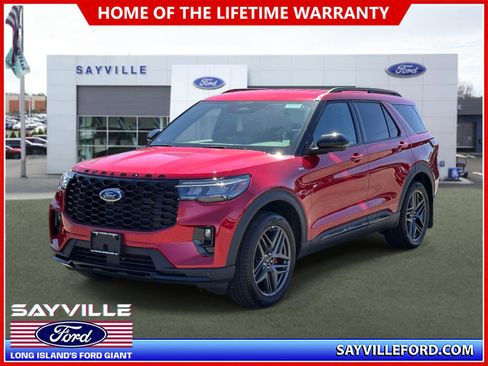 Used 2025 Ford Explorer ST-Line w/ ST-Line Street Pack AWD/4WD image 1