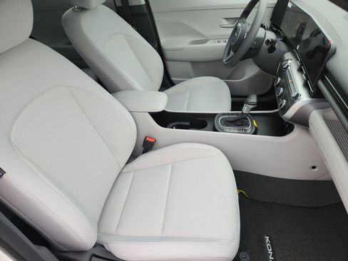 New 2026 Hyundai Kona SE FWD image 10