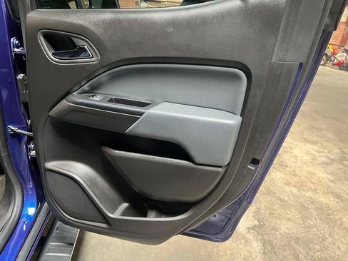 Used 2017 Chevrolet Colorado Z71 RWD image 31
