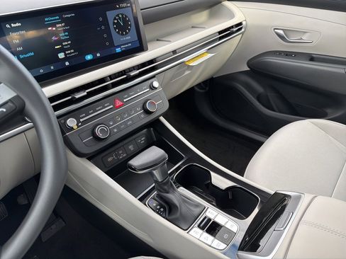 New 2026 Hyundai Tucson SE image 26