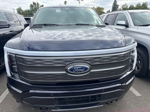 Used 2023 Ford F150 Lightning Lariat AWD/4WD image 7