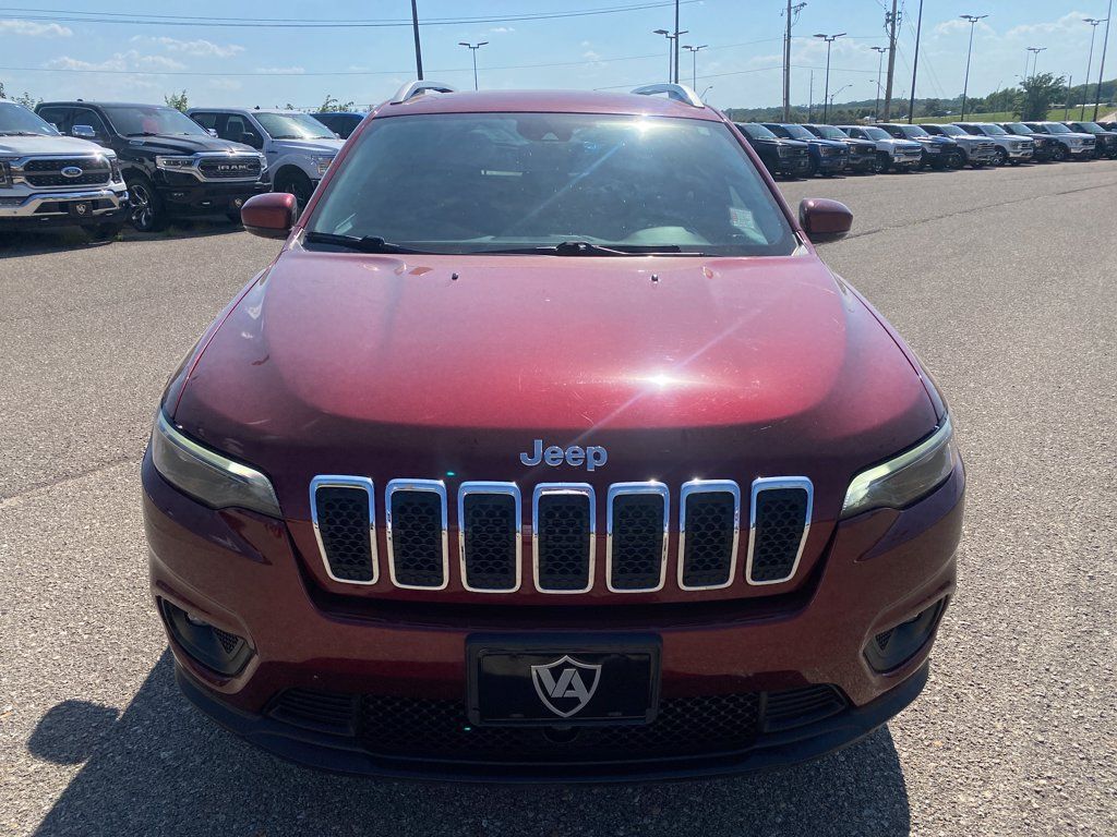 Used 2021 Jeep Cherokee Latitude Plus AWD/4WD image 9