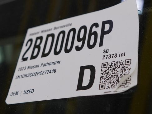Used 2023 Nissan Pathfinder SL w/ SL Premium Package AWD/4WD image 32
