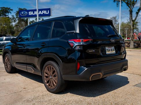Used 2025 Subaru Forester Sport w/ Popular Package #1 AWD/4WD image 4