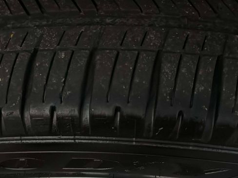 Used 2018 Cadillac Escalade ESV Premium Luxury image 49