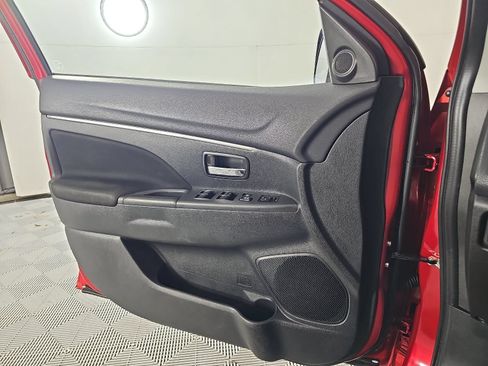 Used 2023 Mitsubishi Outlander Sport LE AWD/4WD image 25
