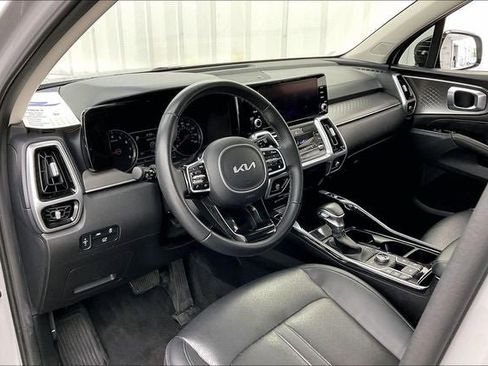 Used 2022 Kia Sorento SX AWD/4WD image 17