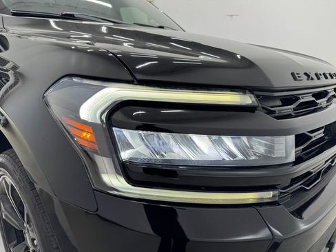 Used 2022 Ford Expedition Limited image 31