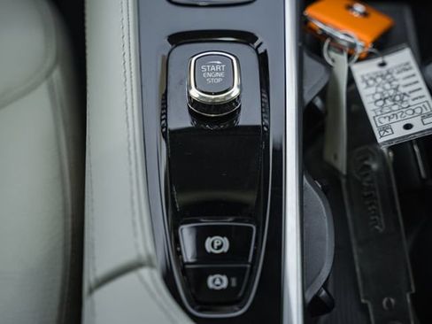 Certified 2024 Volvo XC90 B6 Plus w/ Protection Package Premier AWD/4WD image 26