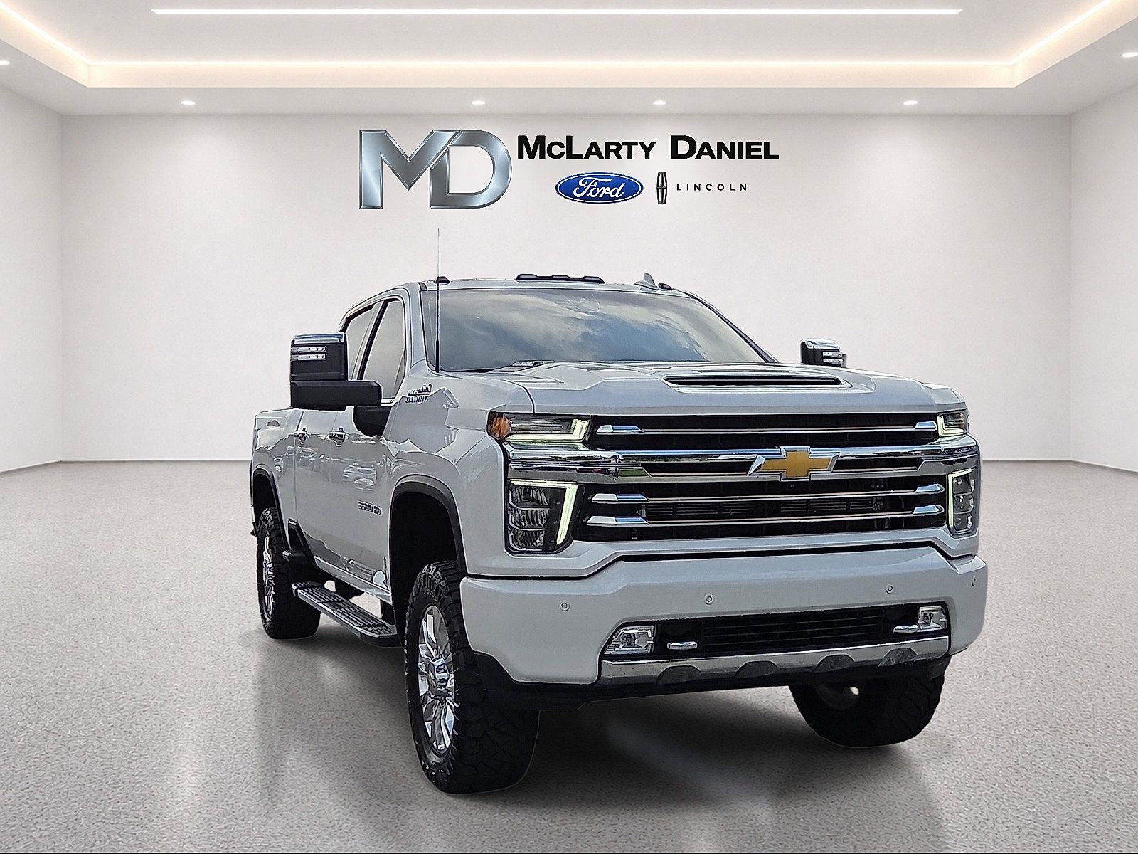 Used 2022 Chevrolet Silverado 3500 High Country w/ Z71 Off-Road Package AWD/4WD image 1