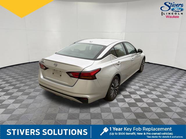 Used 2025 Nissan Altima 2.5 SV FWD image 6