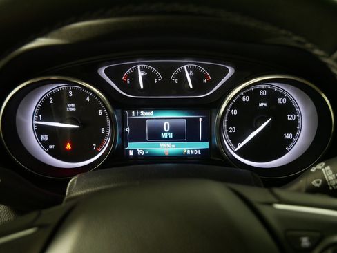 Used 2020 Buick Envision Essence image 21